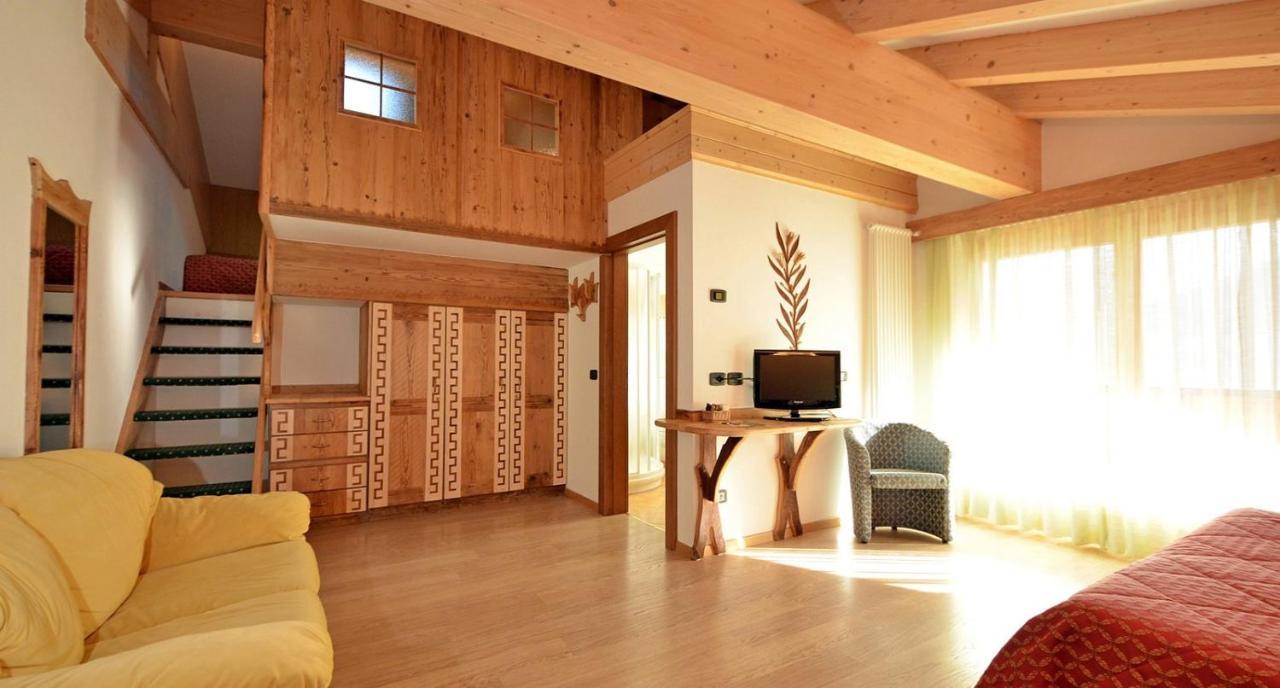 Hotel La Soldanella Moena Ngoại thất bức ảnh