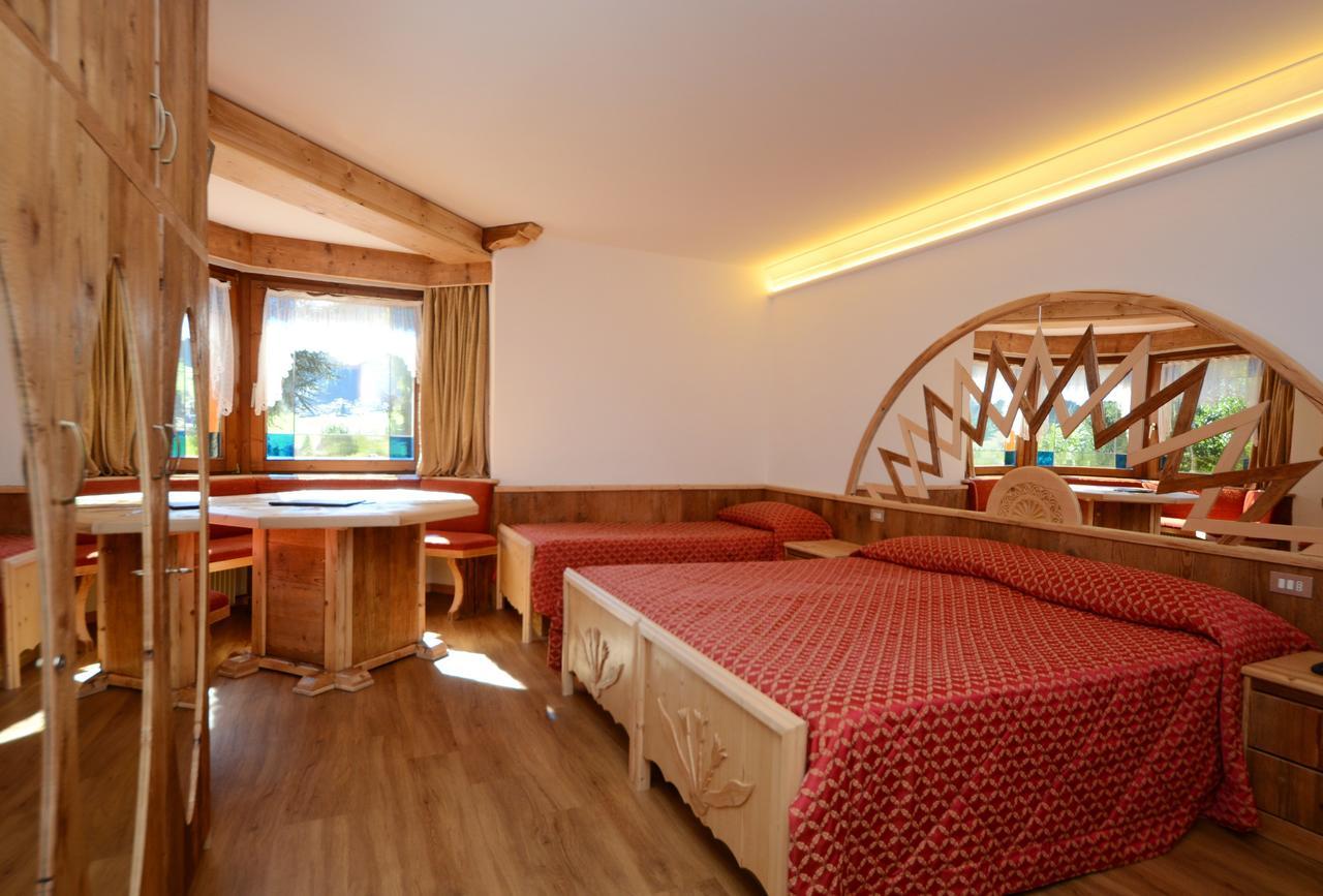 Hotel La Soldanella Moena Ngoại thất bức ảnh