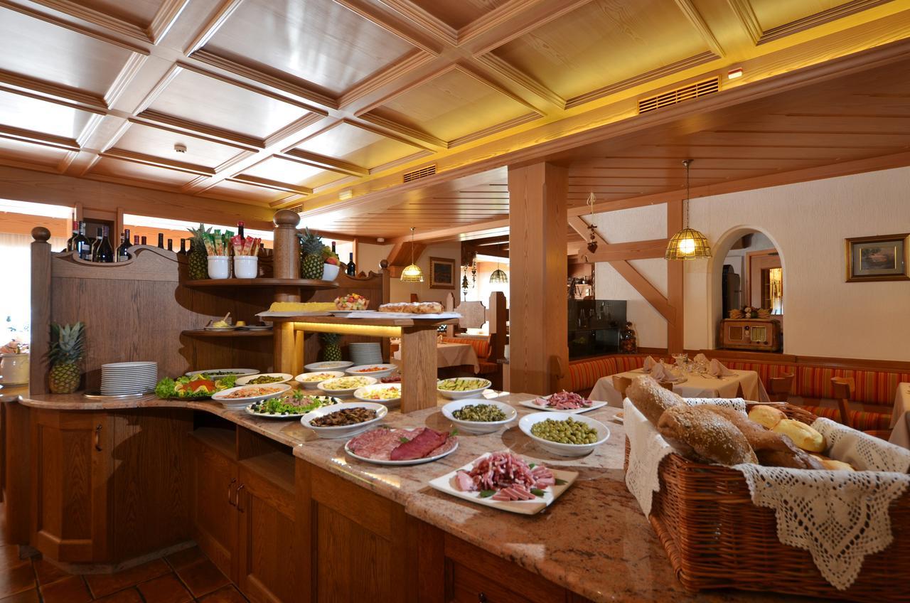 Hotel La Soldanella Moena Ngoại thất bức ảnh